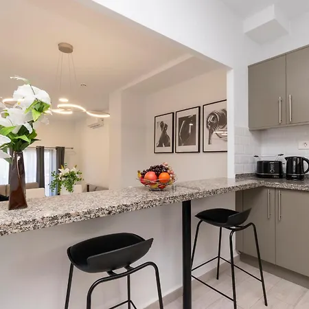 Luxury 2 Bedroom Cristianos * لوس كريستيانوس