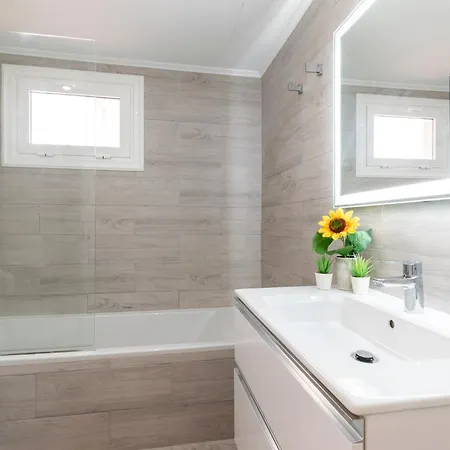 شقة Luxury 2 Bedroom Cristianos لوس كريستيانوس